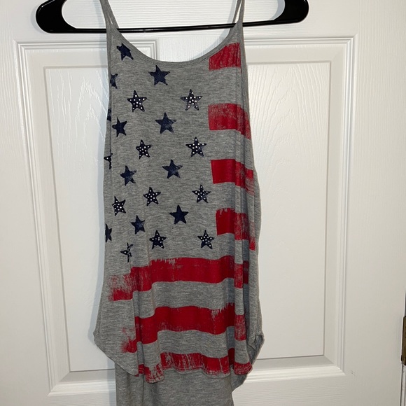 Tops - Grey distress American flag tank top